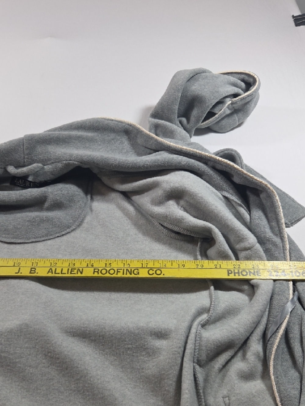Lauren Ralph Lauren  Gray Terry Cloth Robe Long  Embroidered Crest Cozy Fleece - Picture 9 of 10